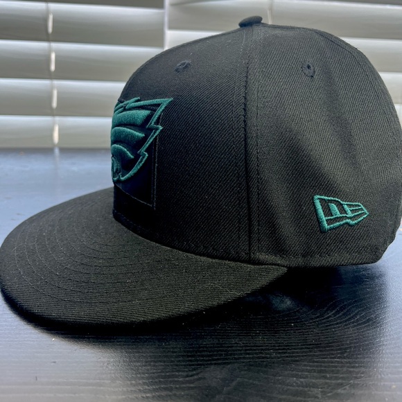 Philadelphia Eagles New Era Hat - Picture 4 of 6